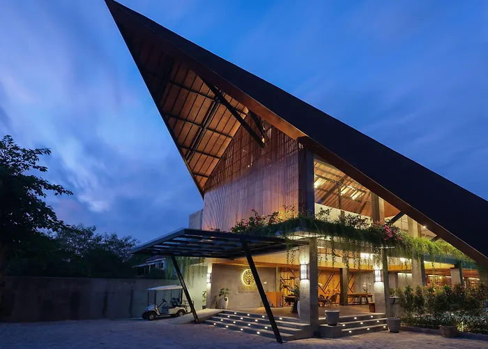 Kayumas Resort